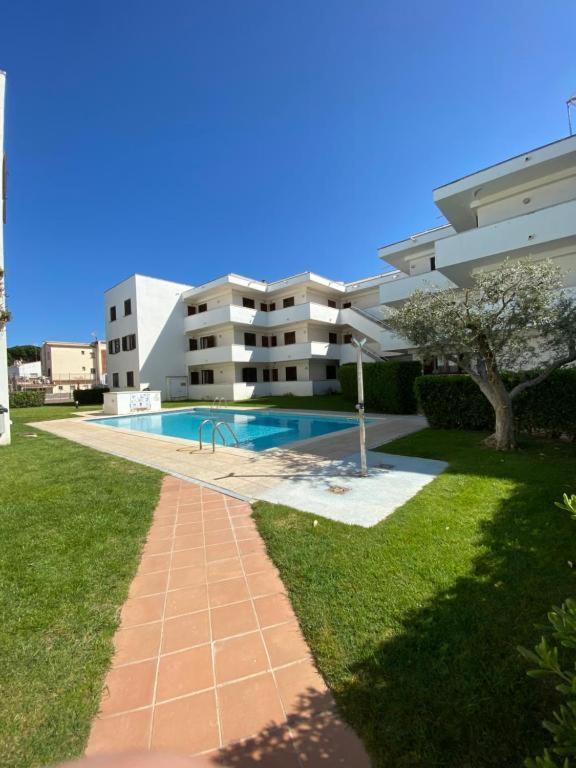 Apartamento Cala Montgo L' Escala Екстериор снимка