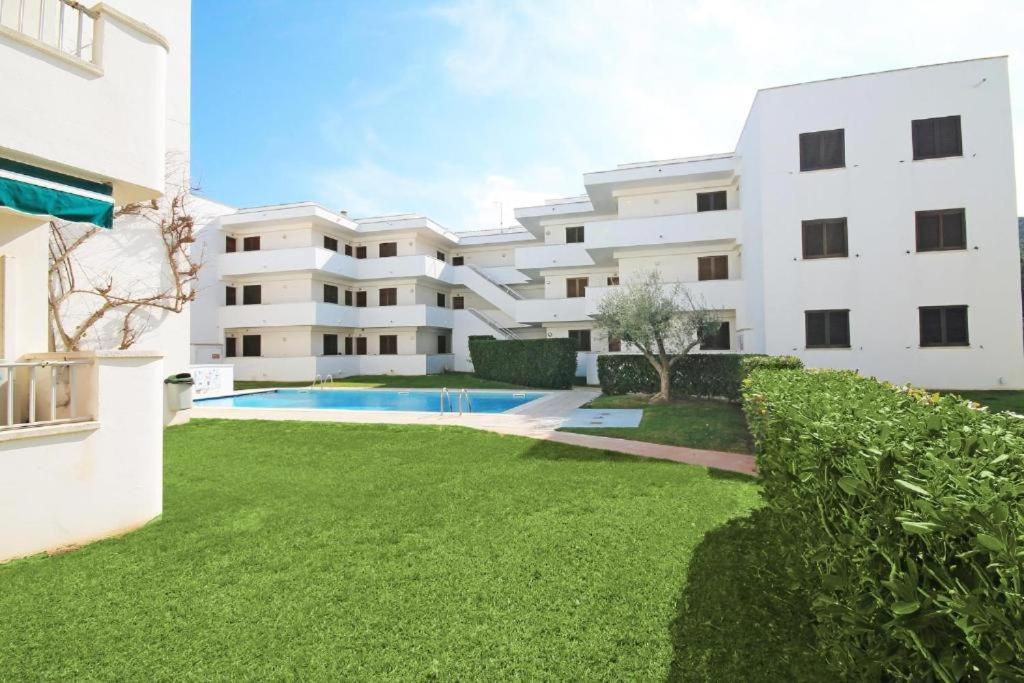Apartamento Cala Montgo L' Escala Екстериор снимка