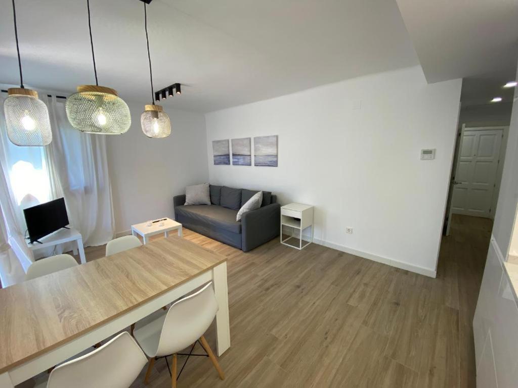 Apartamento Cala Montgo L' Escala Екстериор снимка